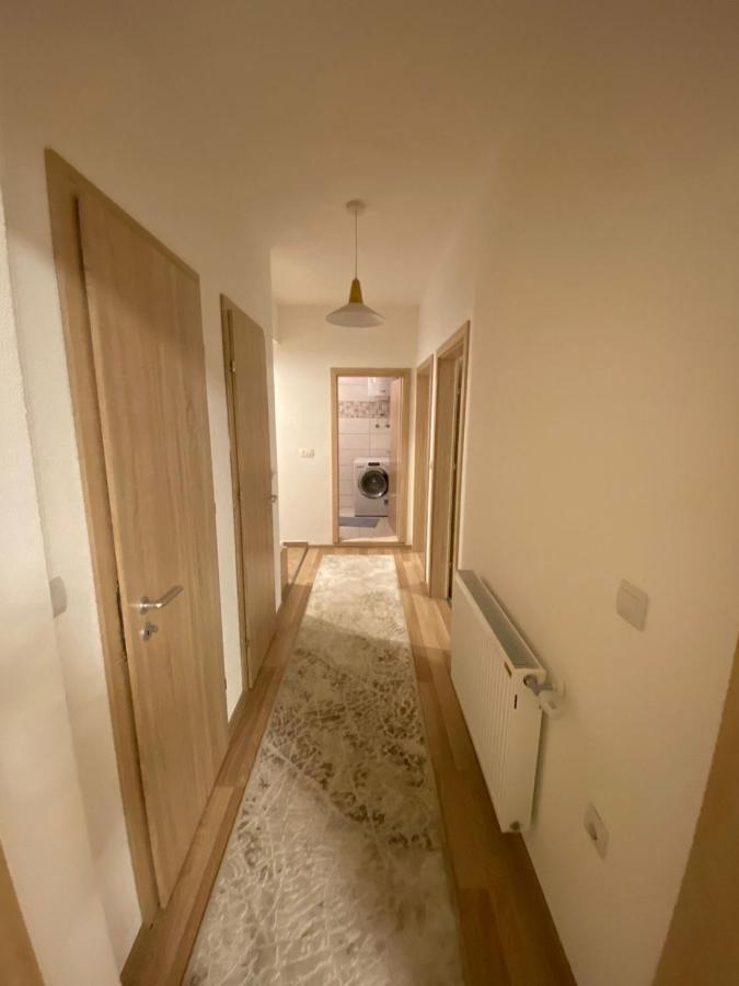 Violin 2 Bedroom Apartment Downtown Prizren Extérieur photo