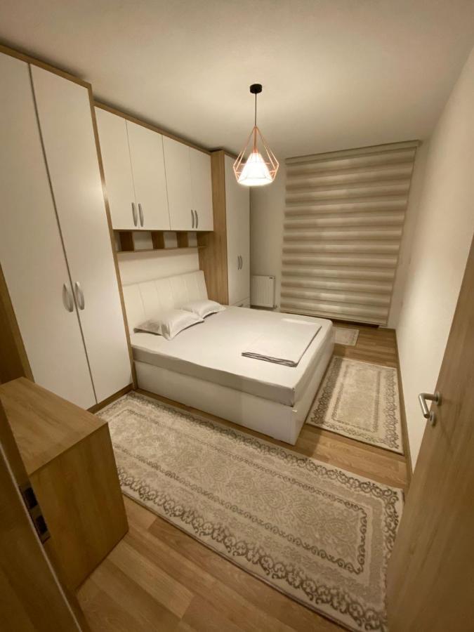 Violin 2 Bedroom Apartment Downtown Prizren Extérieur photo