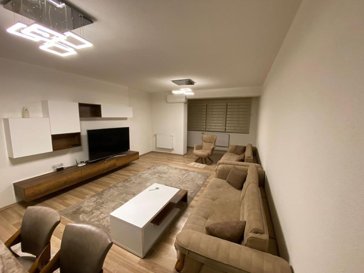 Violin 2 Bedroom Apartment Downtown Prizren Extérieur photo
