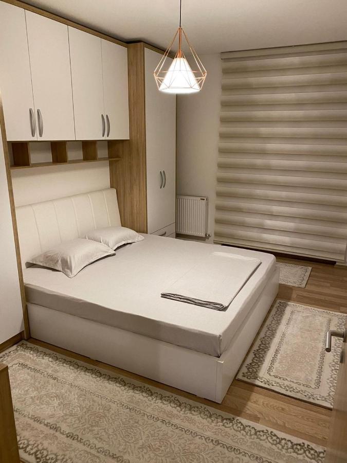Violin 2 Bedroom Apartment Downtown Prizren Extérieur photo